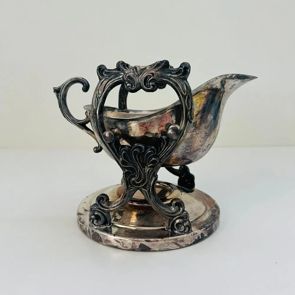 SHERIDAN Ornate Silver Plated Tilting Gravy Boat With Warming Stand